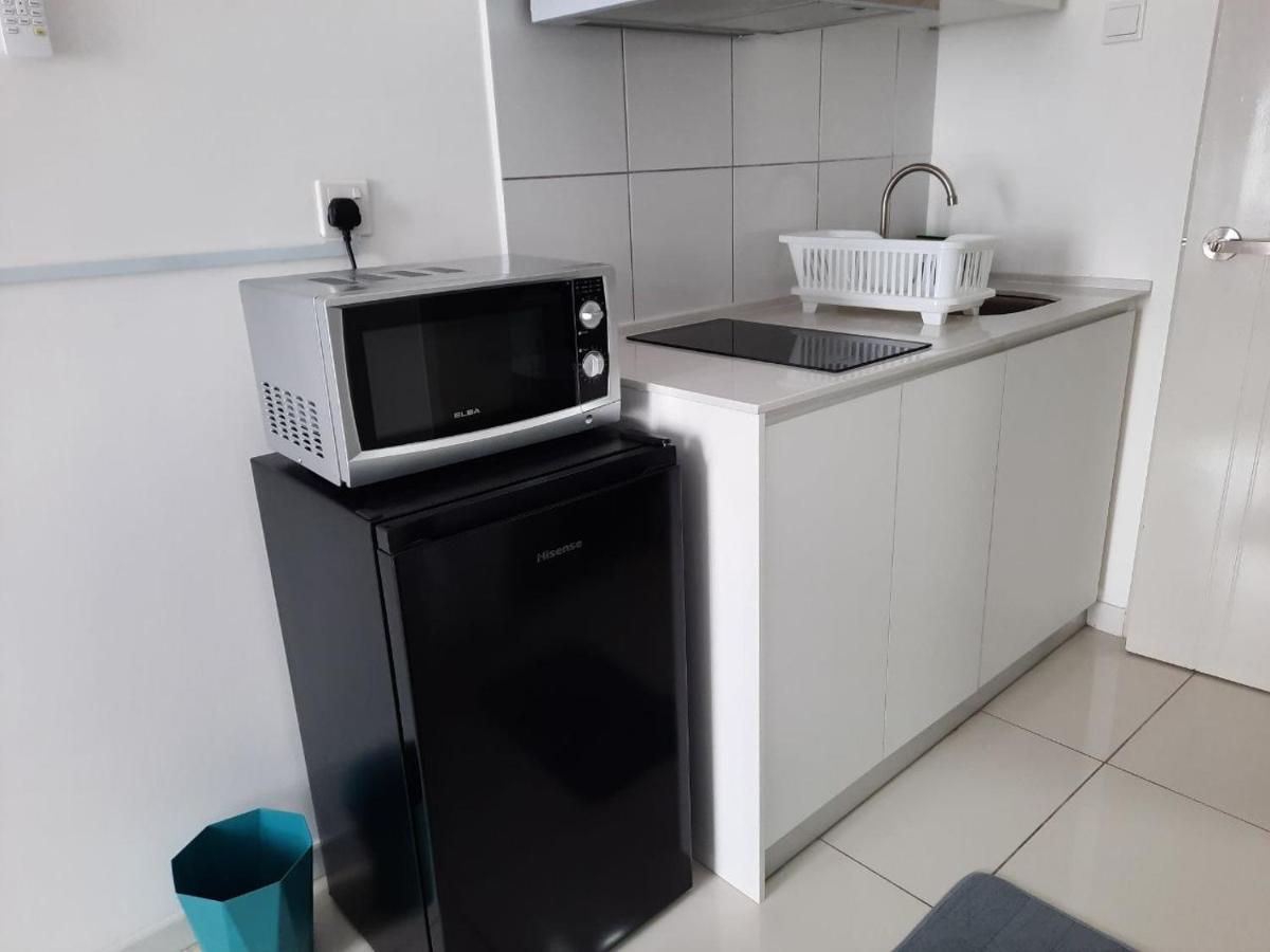 Horizon Suites Near Klia Airport Сепанг Екстериор снимка