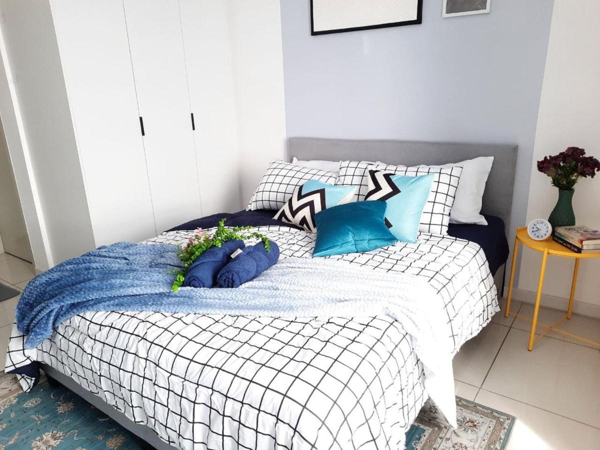 Horizon Suites Near Klia Airport Сепанг Екстериор снимка